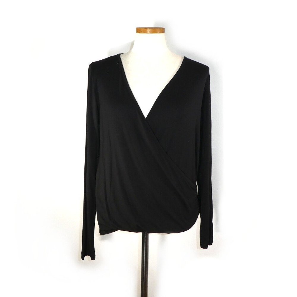 V Neck Black Bamboo Shirt - Picture 3 of 4